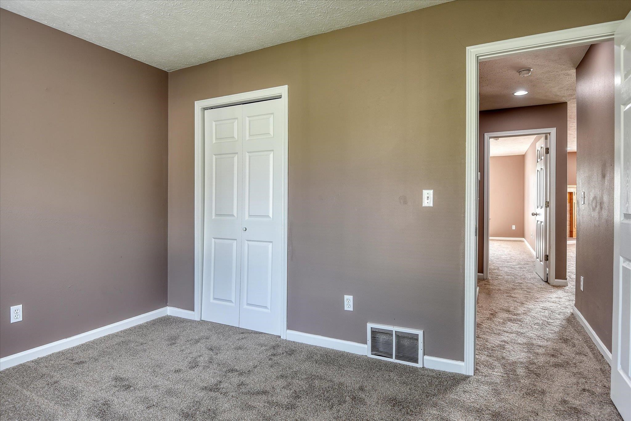 16805 N Mayfair Ave - Photo 20
