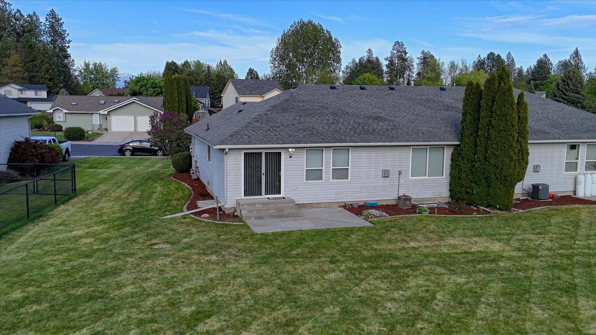 16805 N Mayfair Ave - Photo 38
