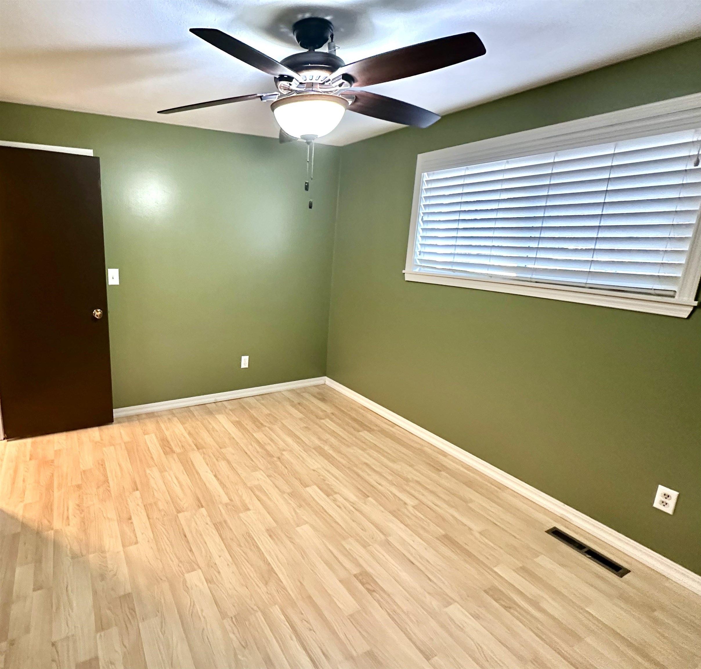 12123 E 22nd Ave - Photo 7