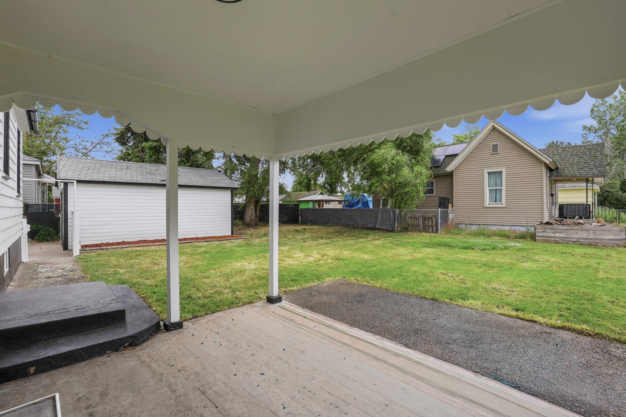 2306 E Nora Ave - Photo 28