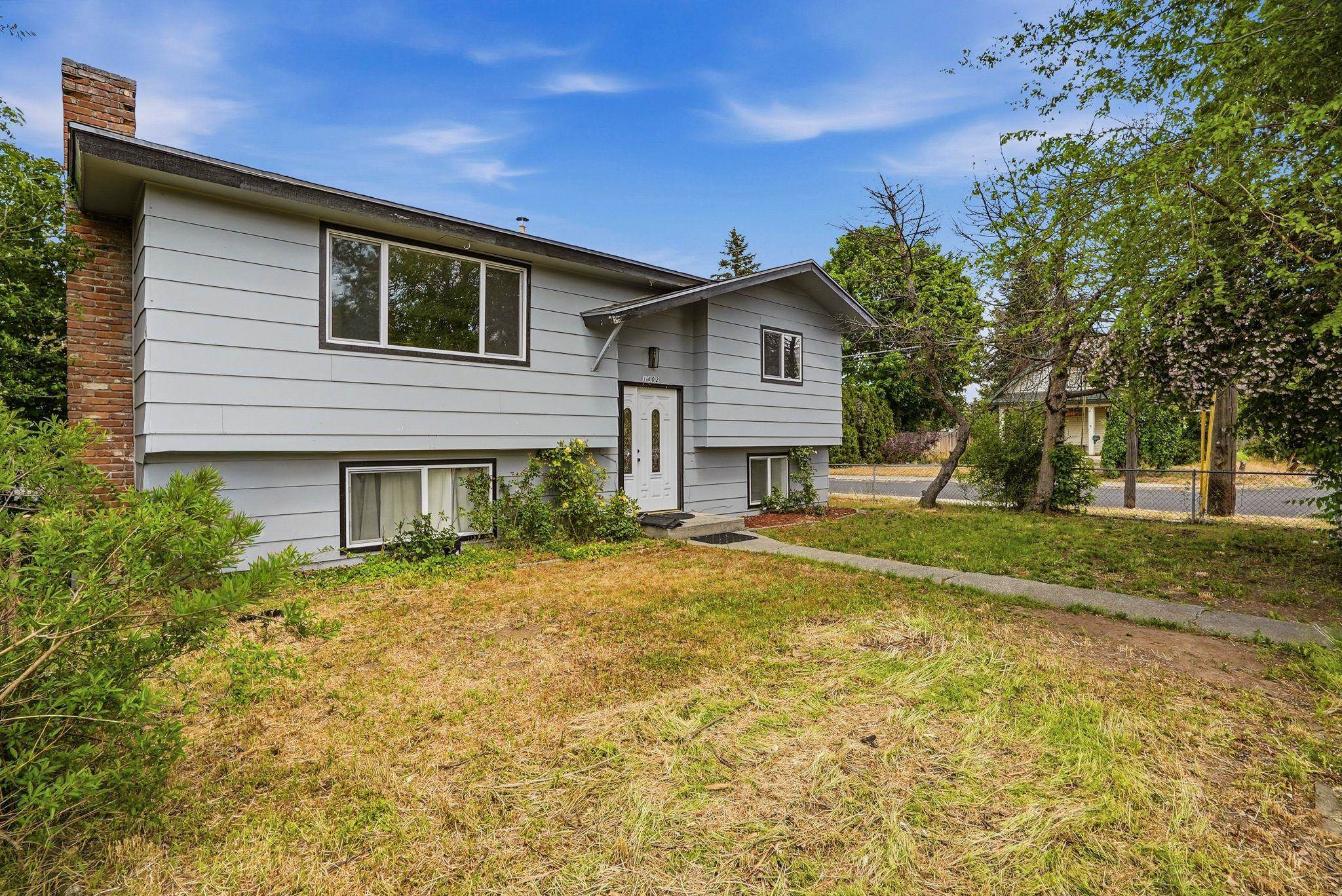 1402 W Euclid Ave - Photo 2