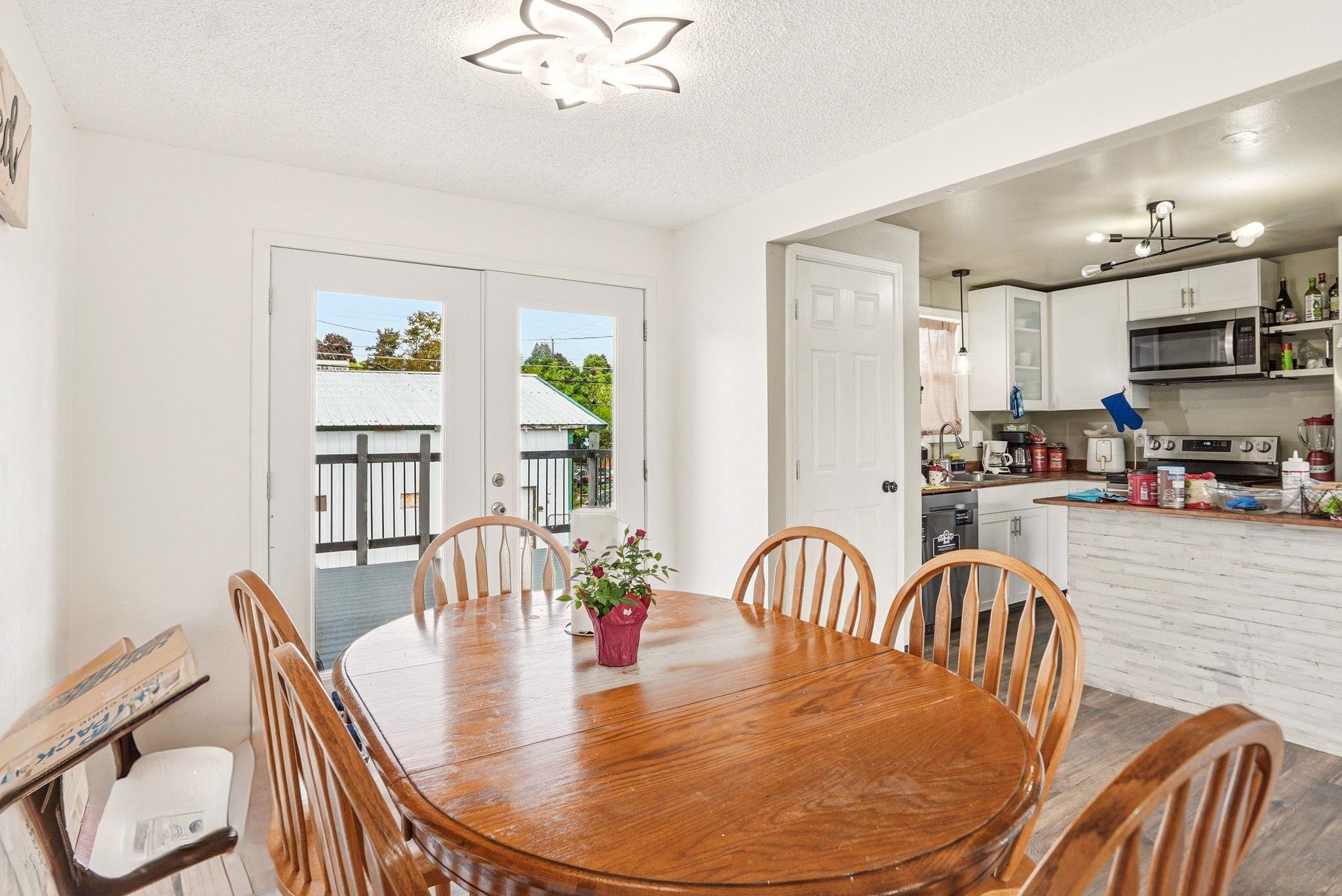 1402 W Euclid Ave - Photo 9