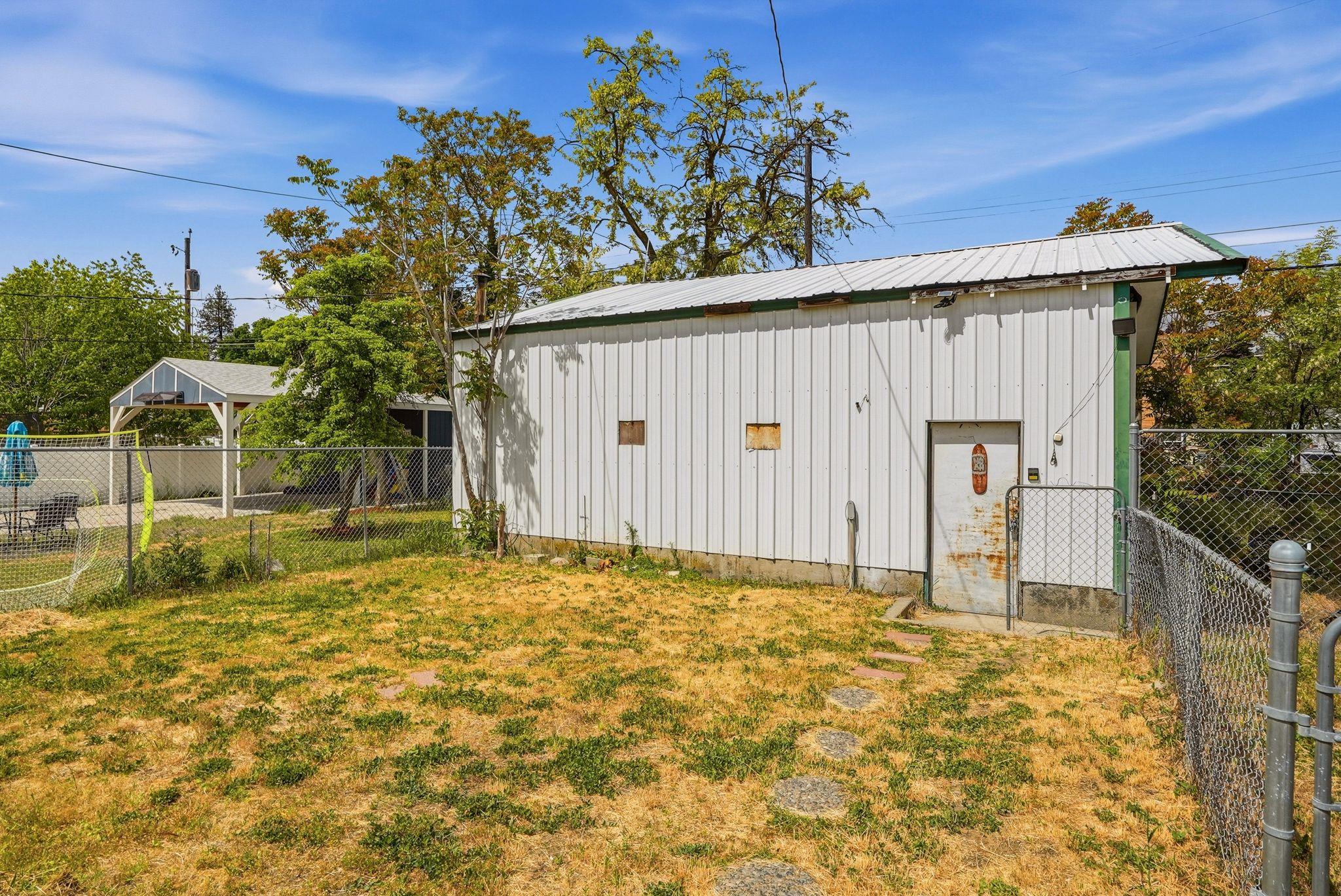 1402 W Euclid Ave - Photo 27