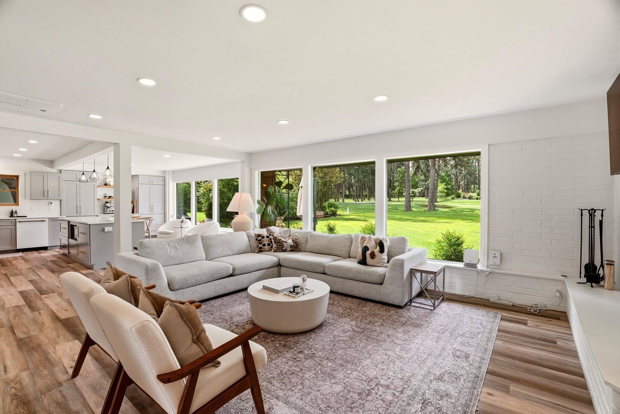 1316 E Club Ct - Photo 3