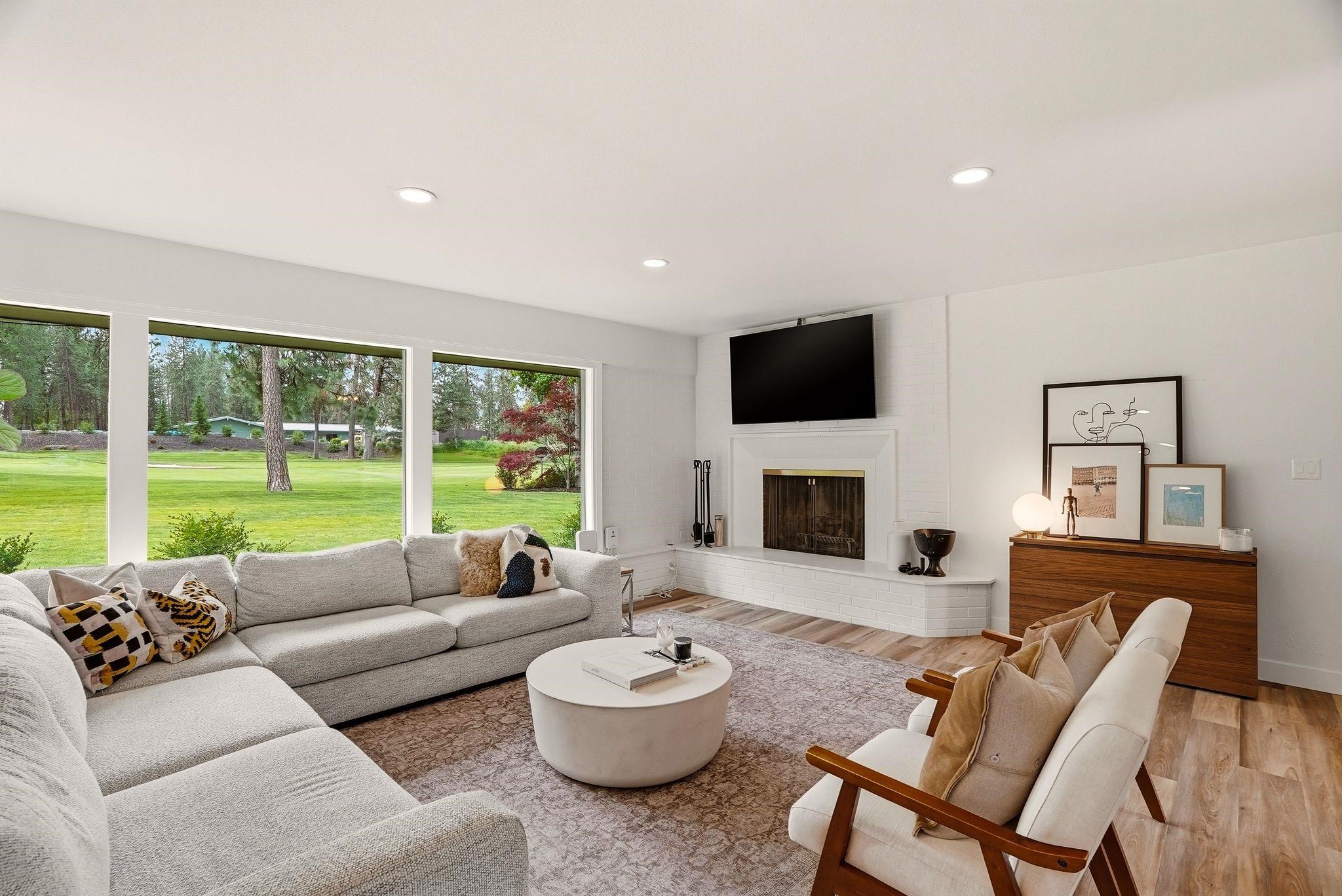 1316 E Club Ct - Photo 4