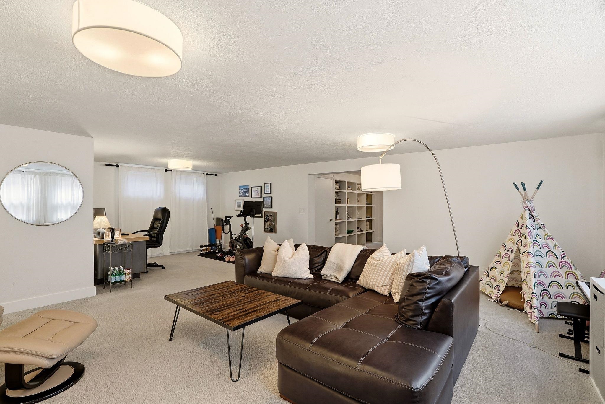 1316 E Club Ct - Photo 26