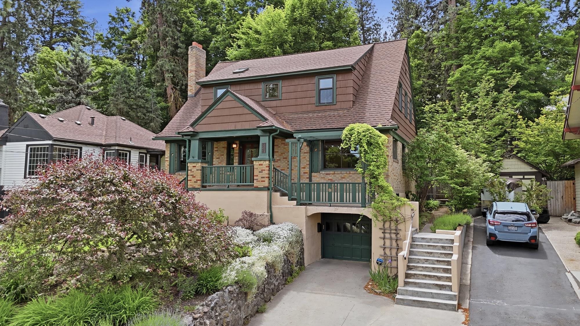 1216 E 19th Ave - Photo 2