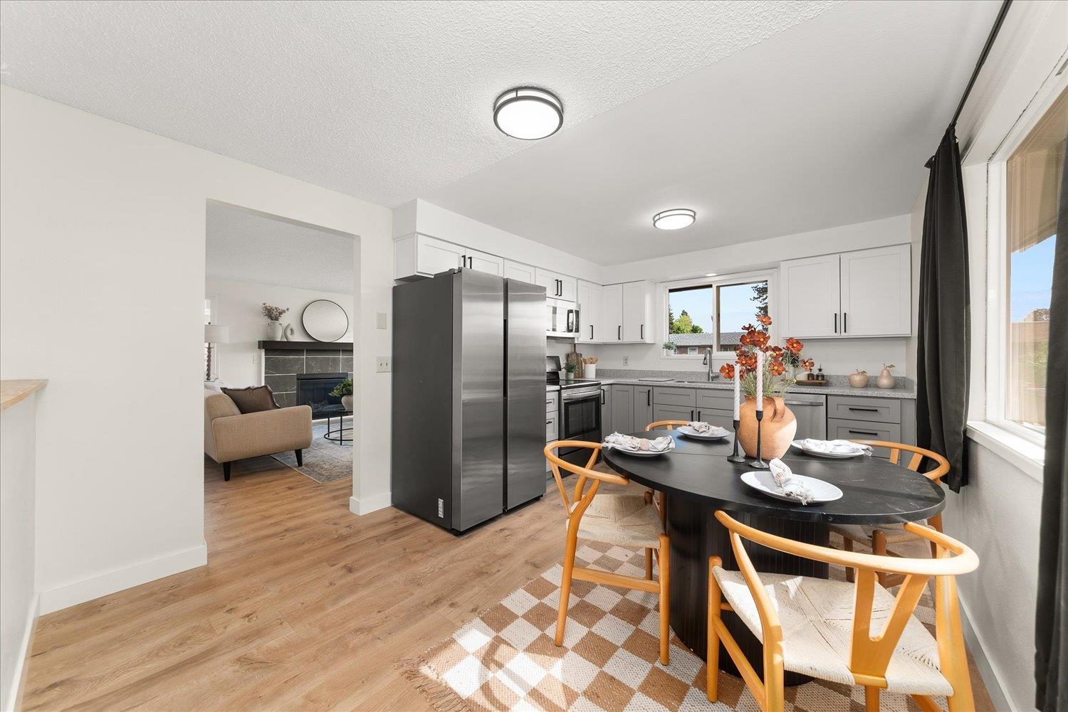 611 E Bismark Ave - Photo 12
