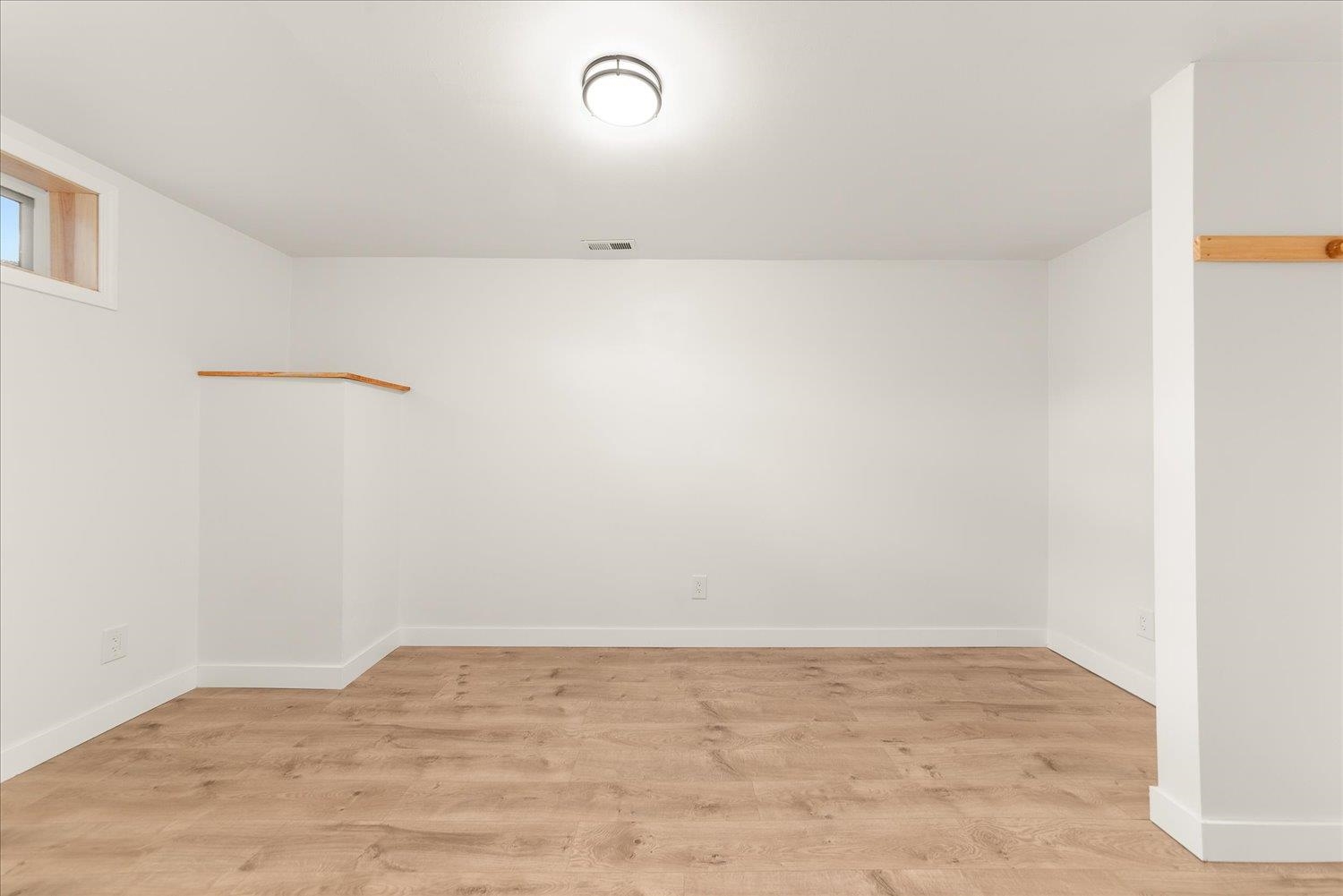 611 E Bismark Ave - Photo 20