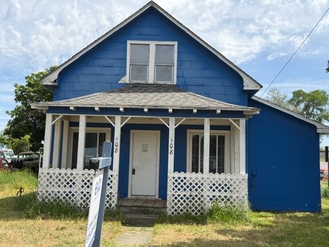 108 N 2nd St - Photo 1