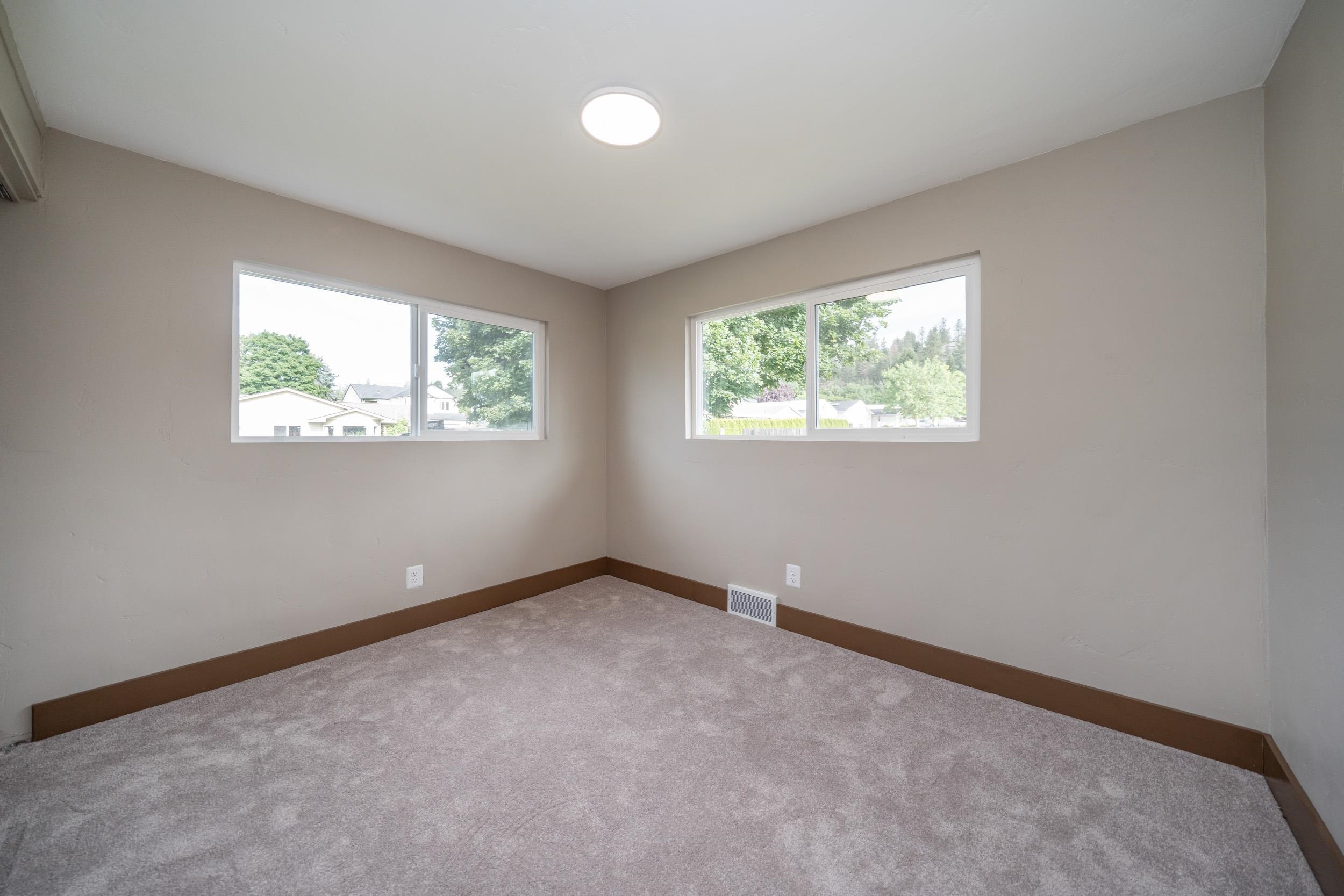 8303 E Upriver Dr - Photo 17