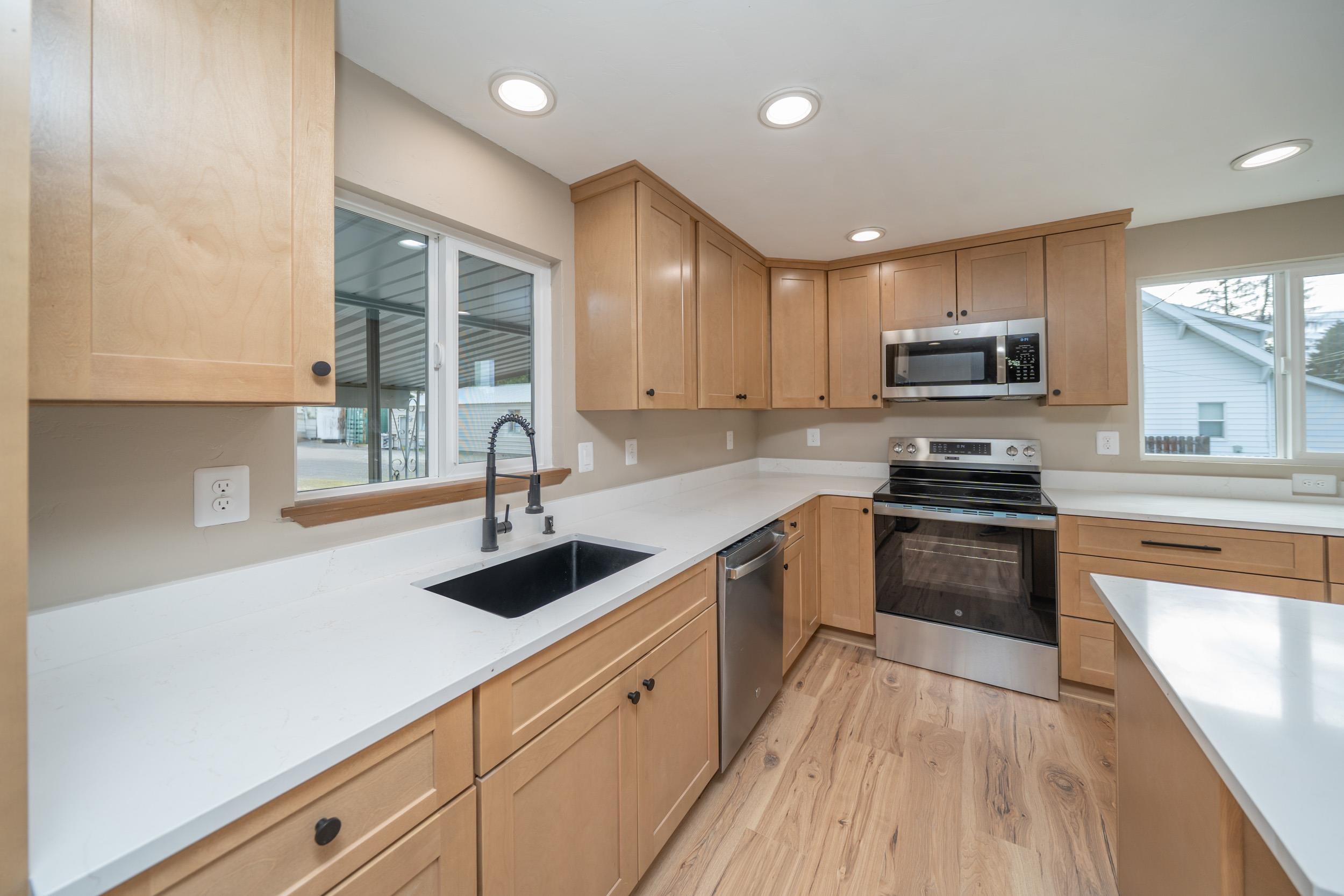 8303 E Upriver Dr - Photo 4