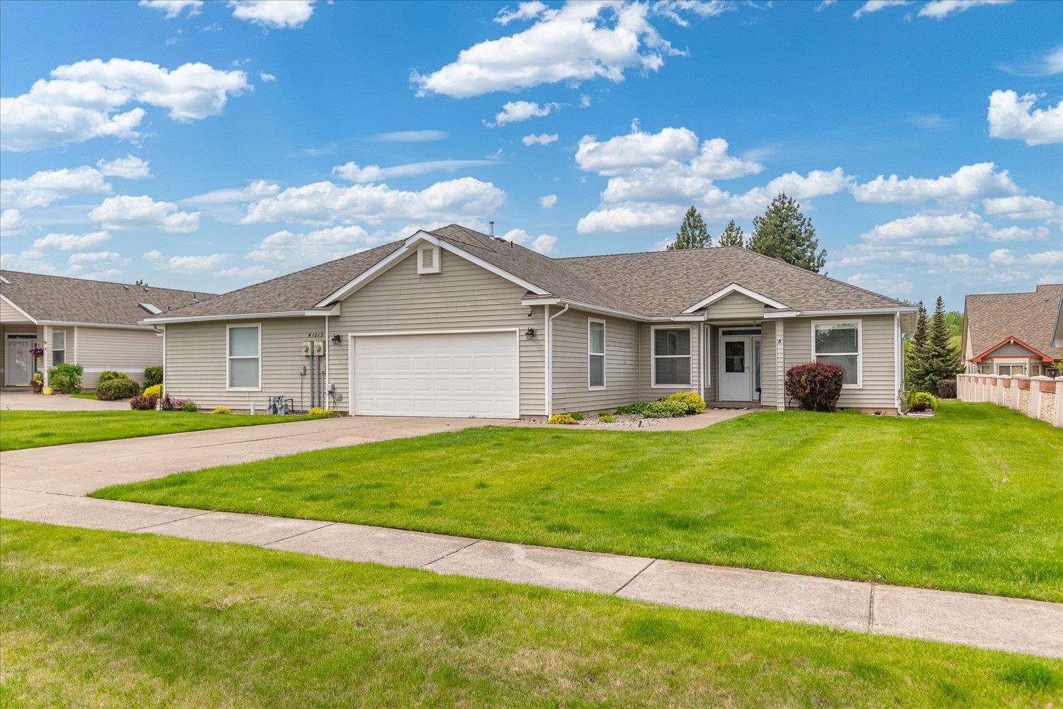 1013 N Country Club Dr - Photo 1
