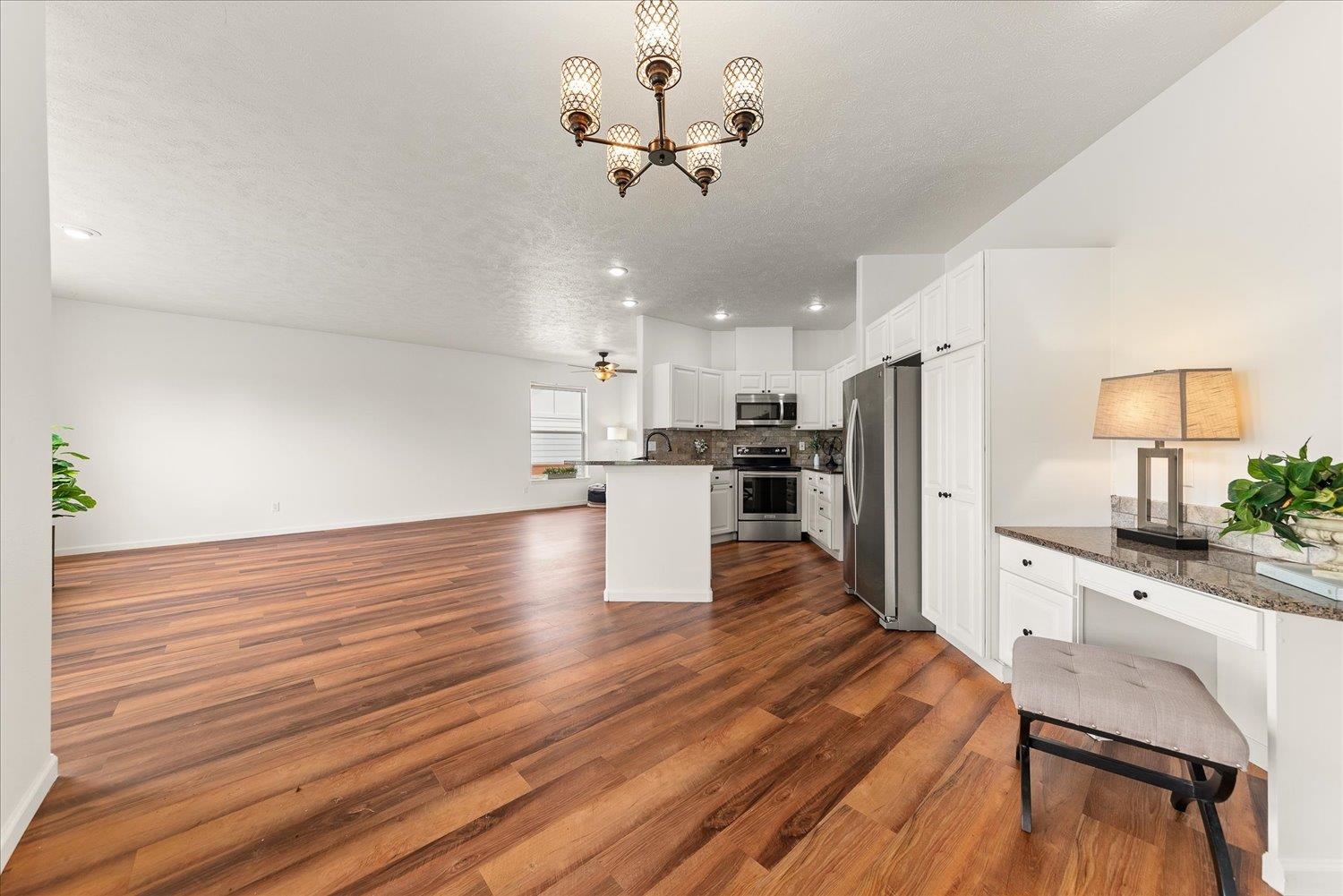 1013 N Country Club Dr - Photo 11