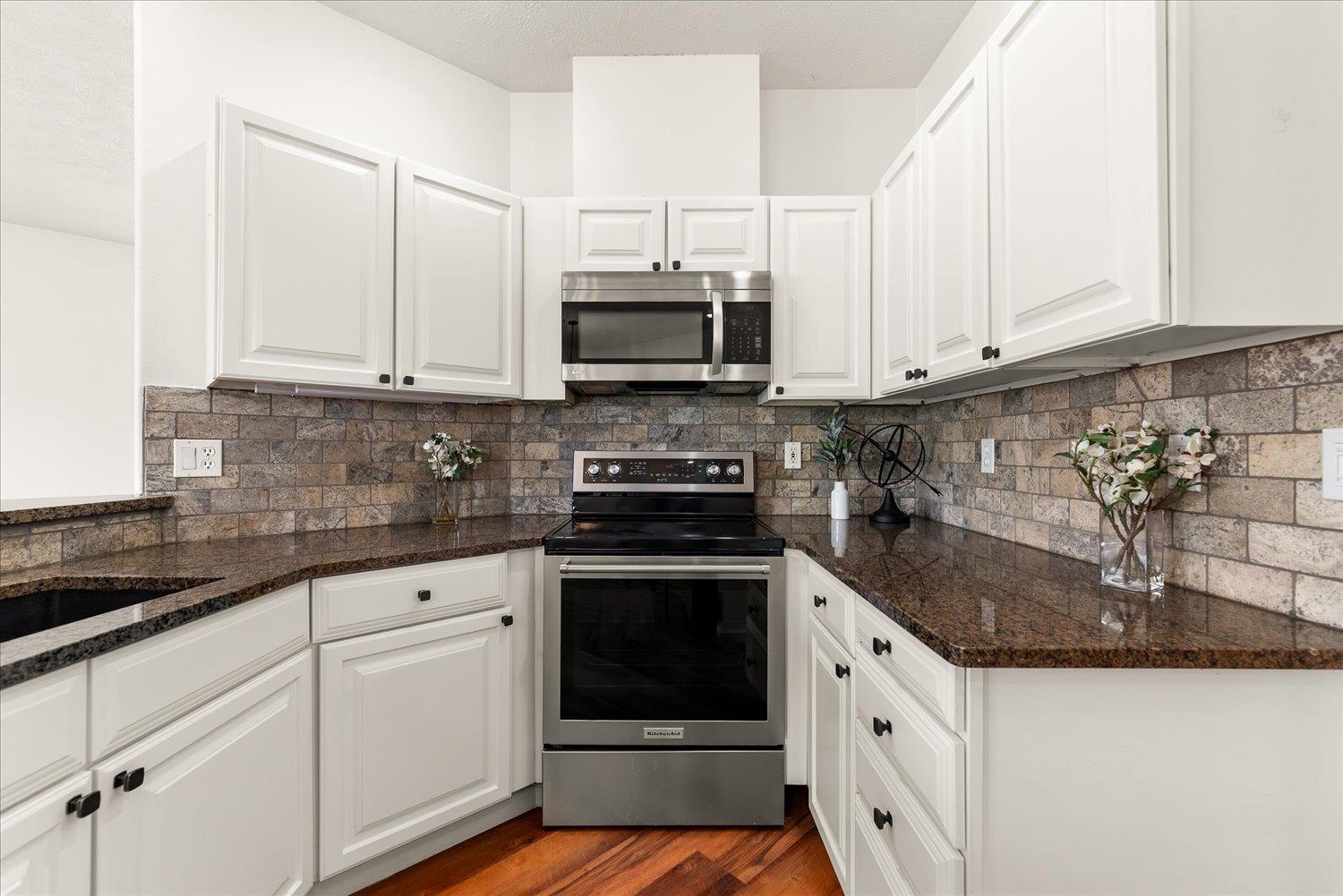 1013 N Country Club Dr - Photo 13
