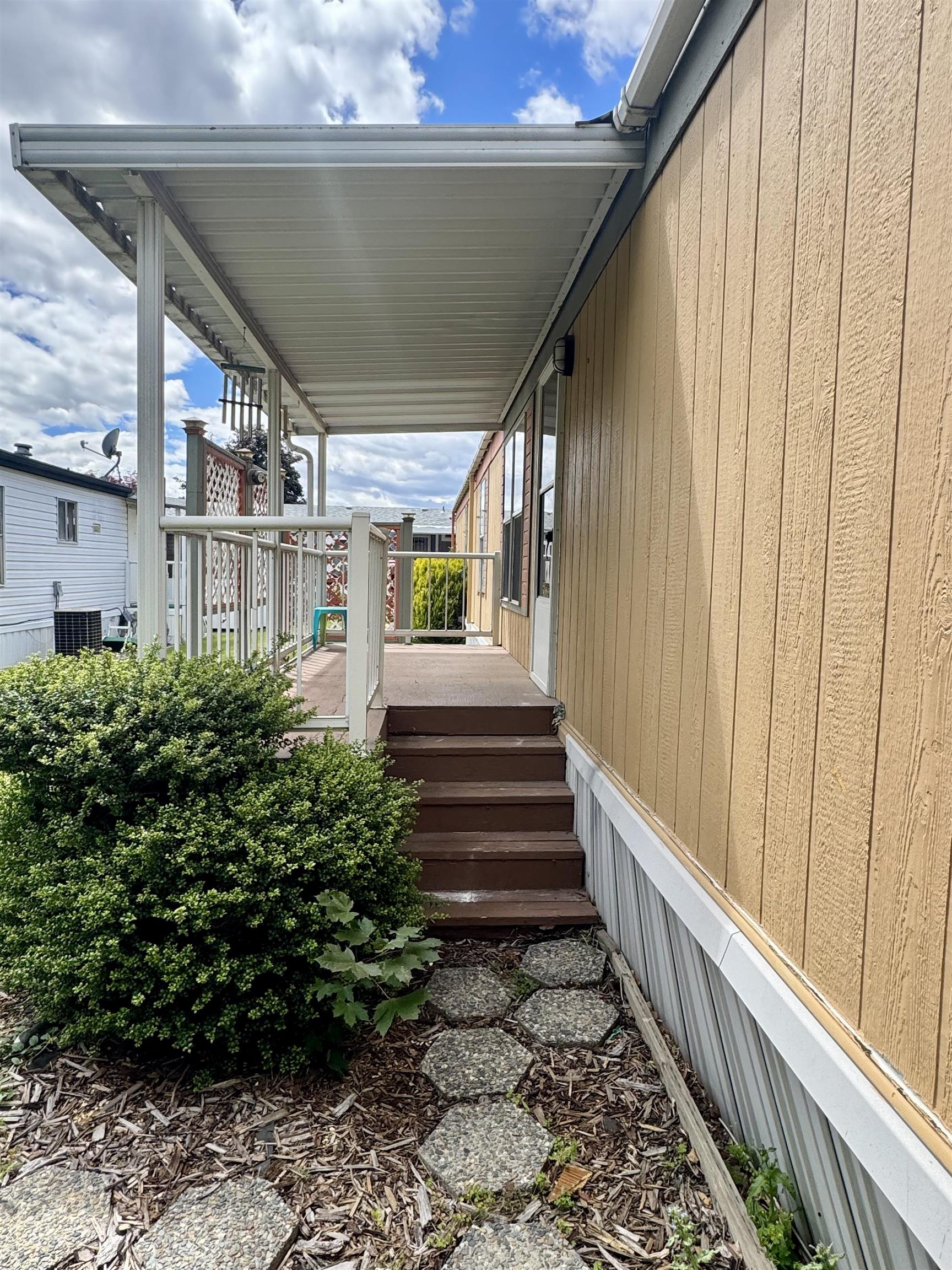 106 S Flora Rd - Photo 22