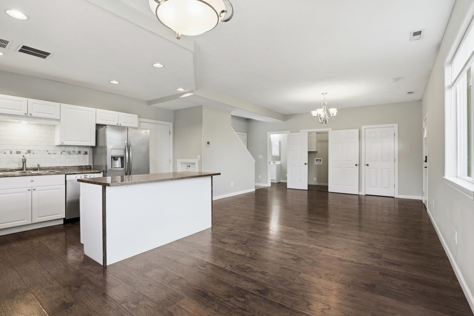 3164 E 16th Ave - Photo 9