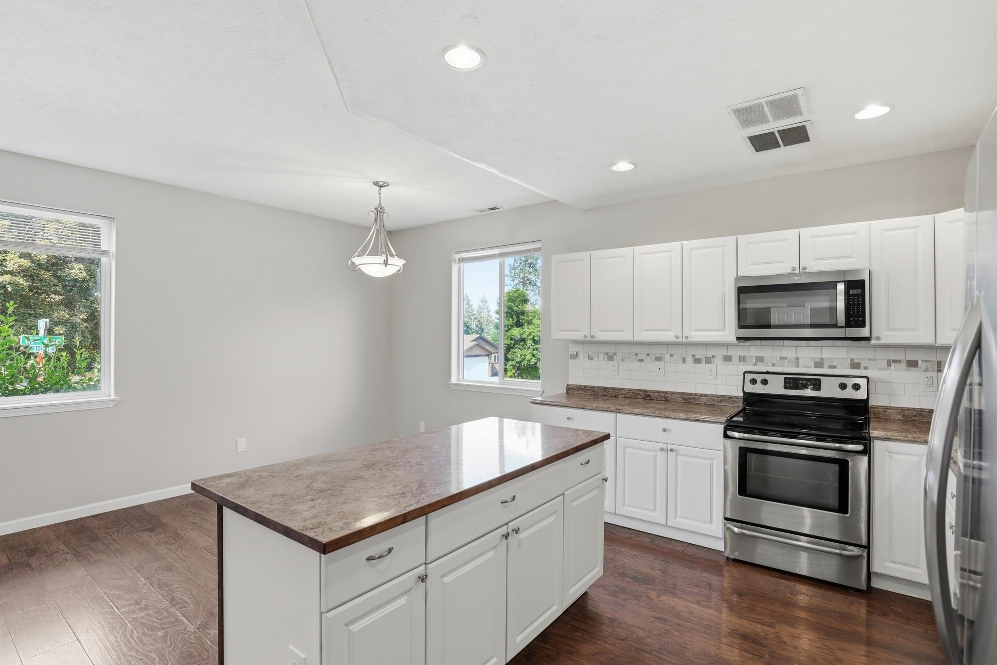 3164 E 16th Ave - Photo 13