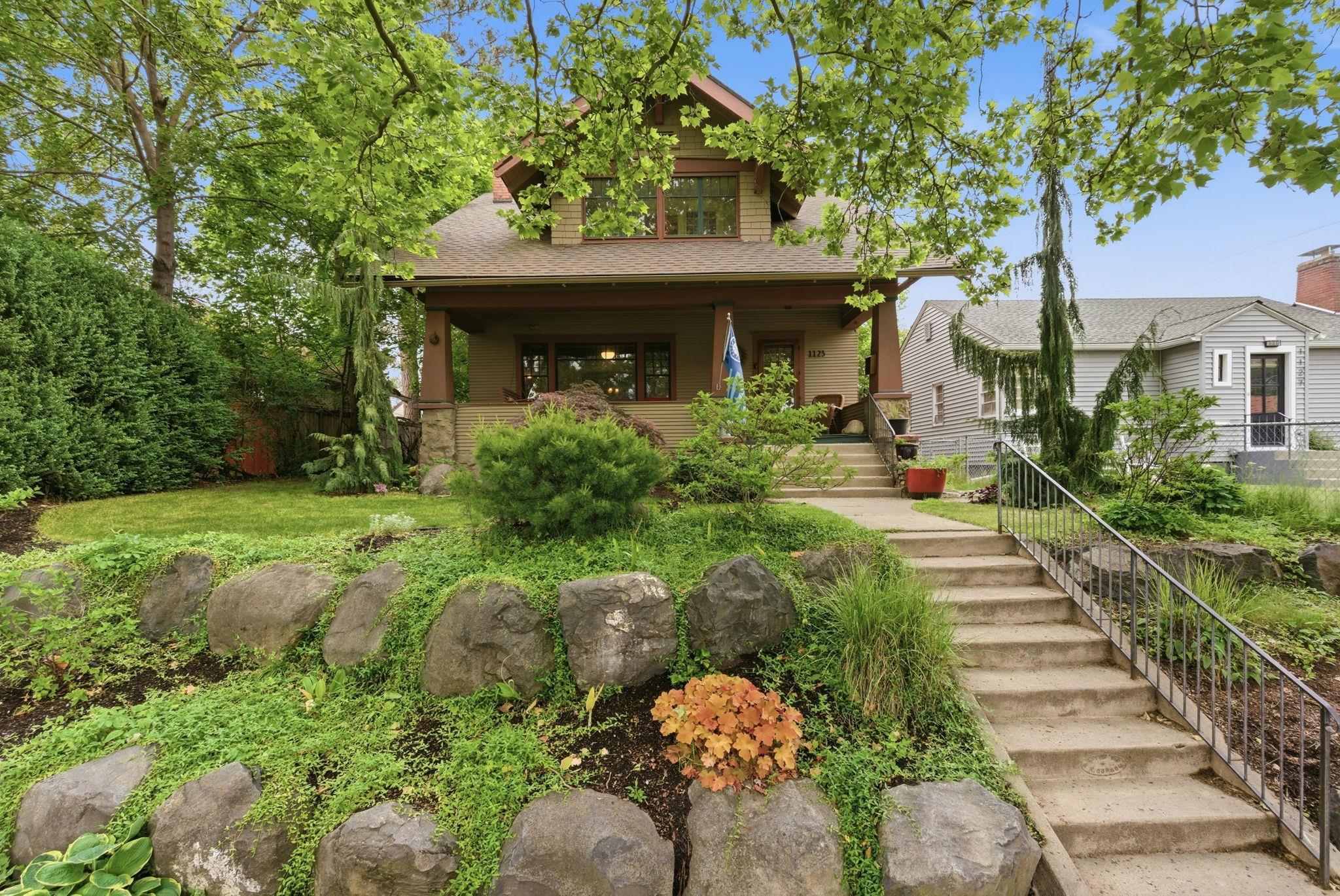 1123 W 19th Ave - Photo 1