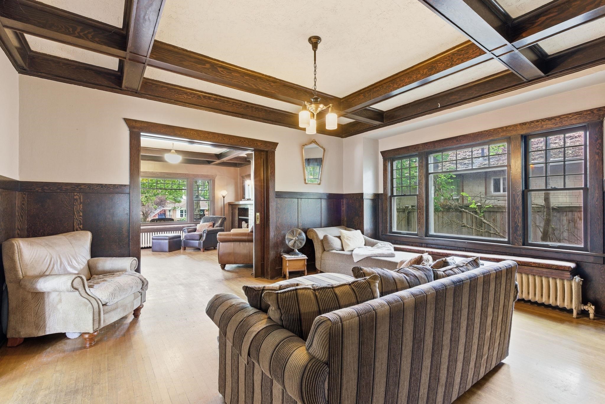 1123 W 19th Ave - Photo 18