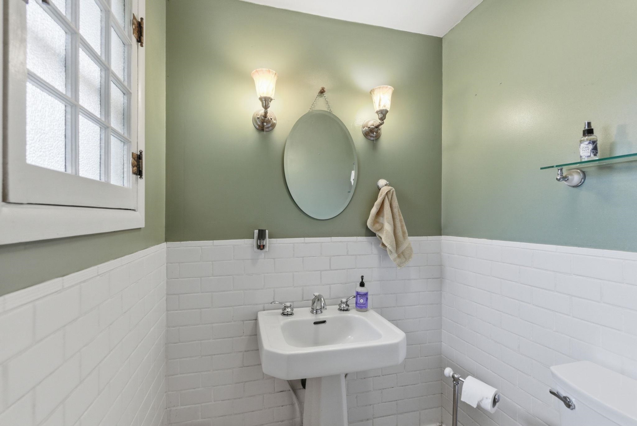 1123 W 19th Ave - Photo 26