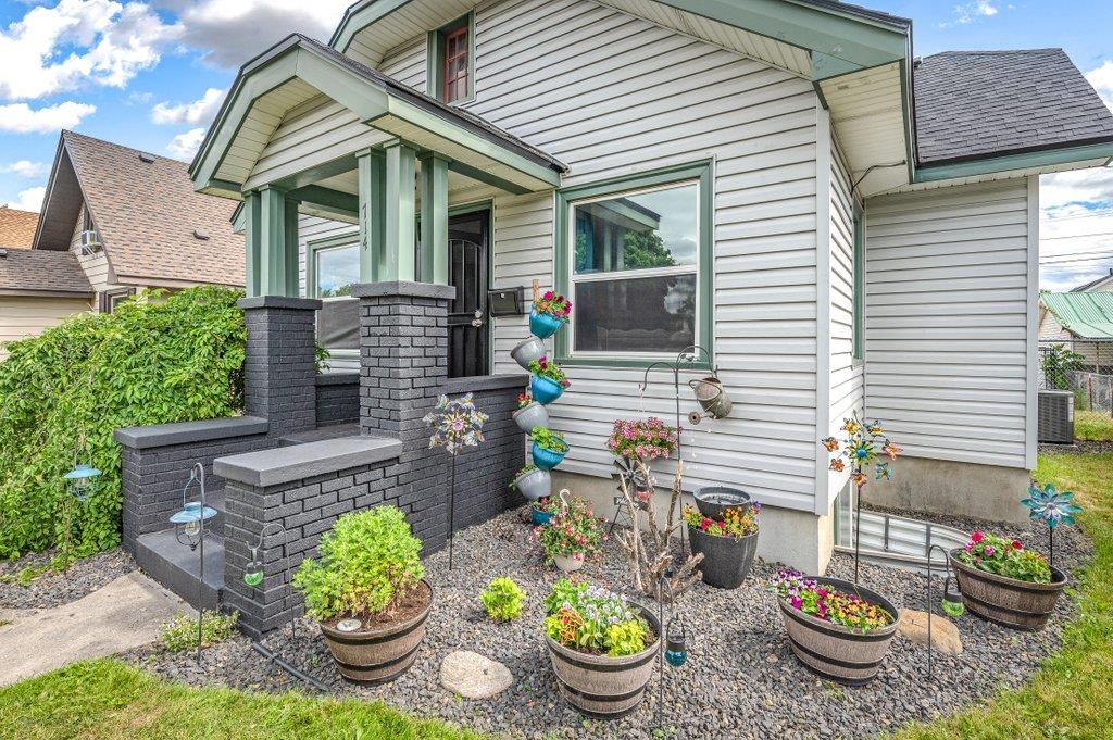 714 E Montgomery Ave - Photo 3