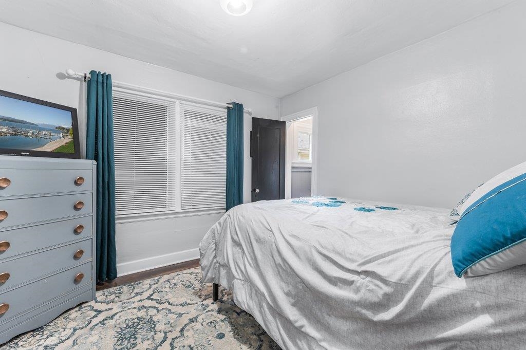 714 E Montgomery Ave - Photo 17