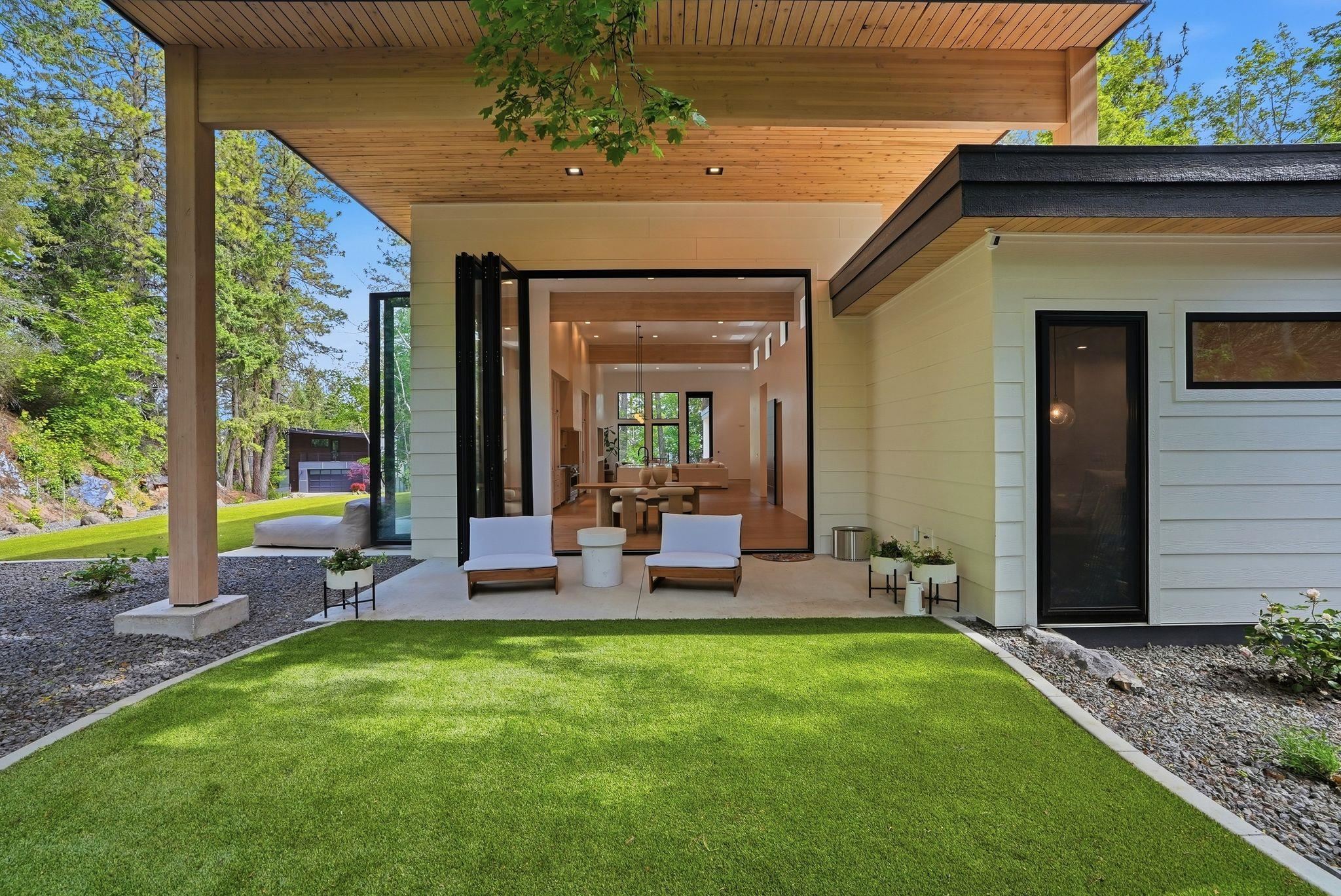 1518 E 20th Ave - Photo 46