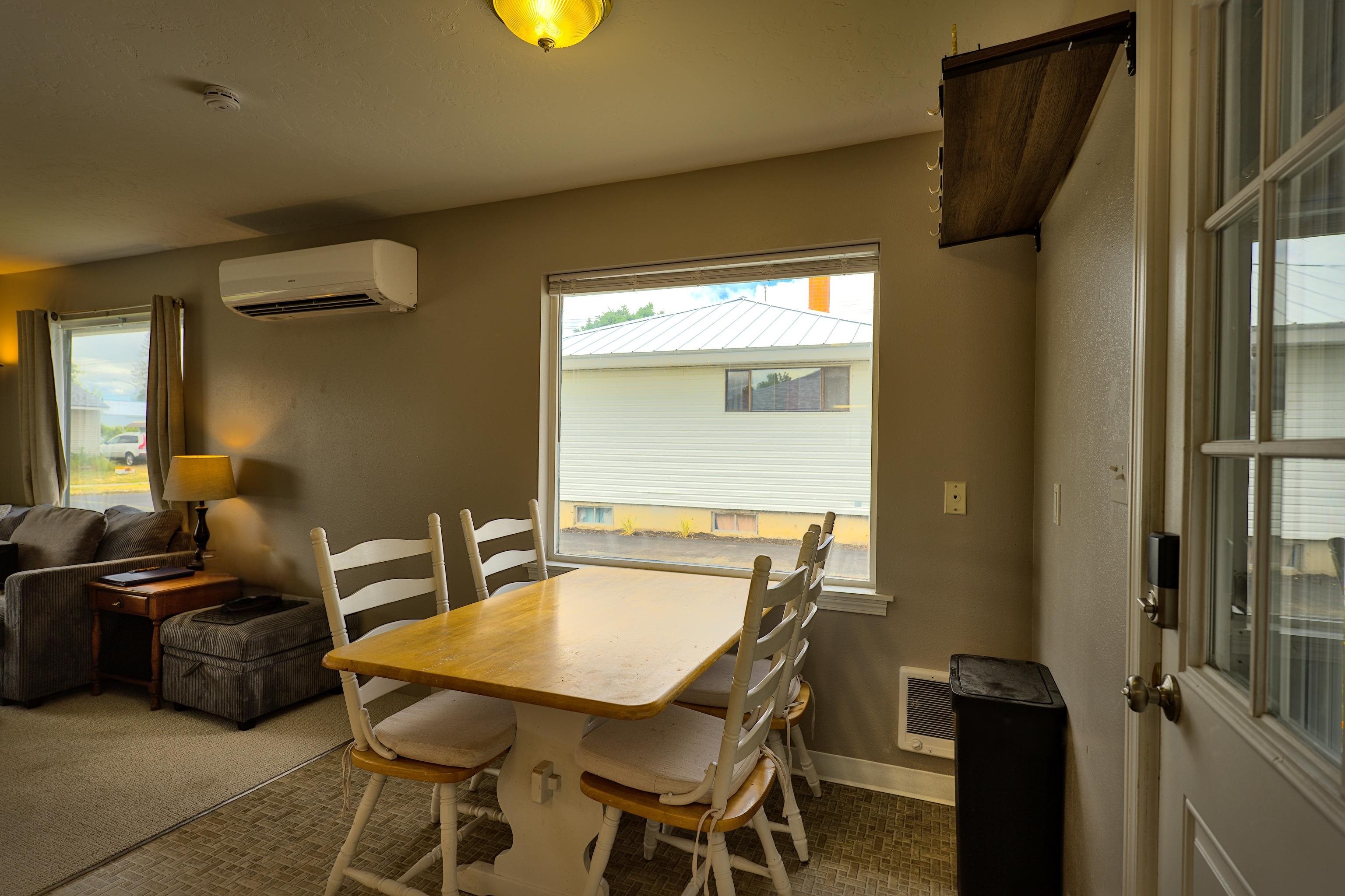 2516 N Julia St - Photo 4
