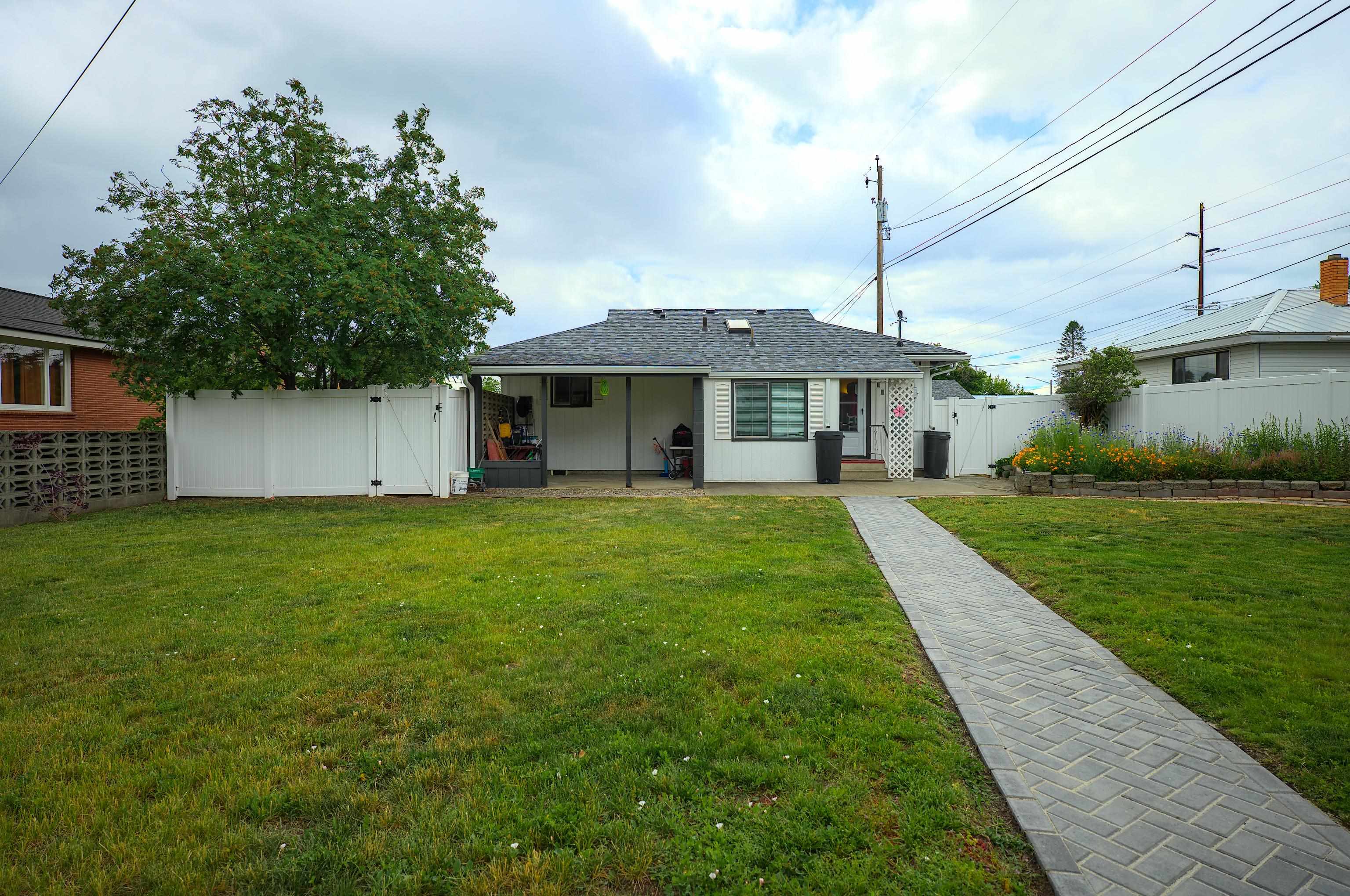 2516 N Julia St - Photo 18