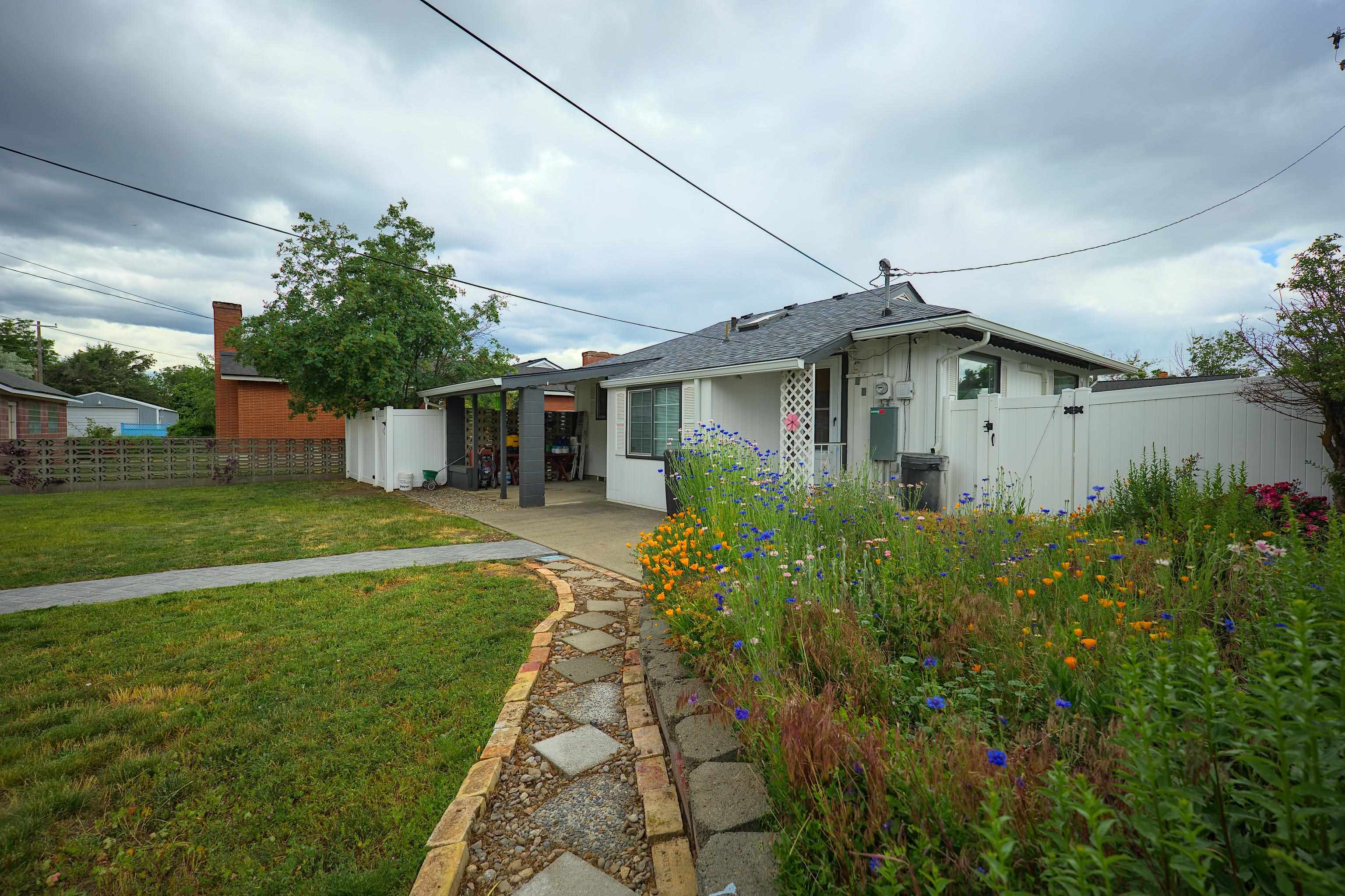 2516 N Julia St - Photo 21