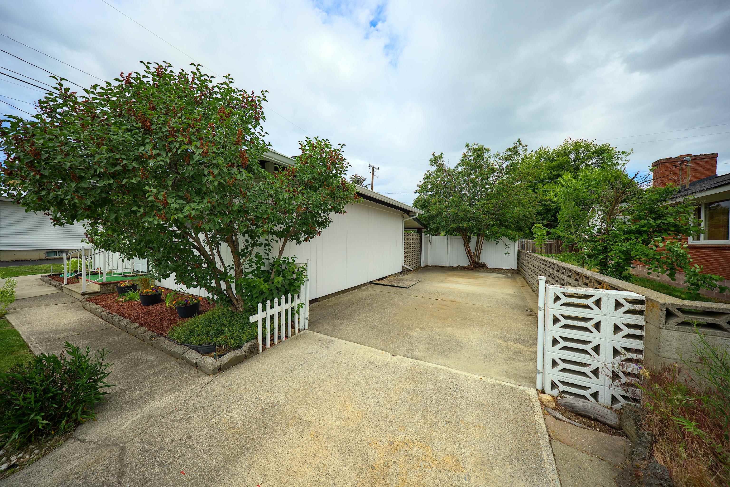 2516 N Julia St - Photo 17