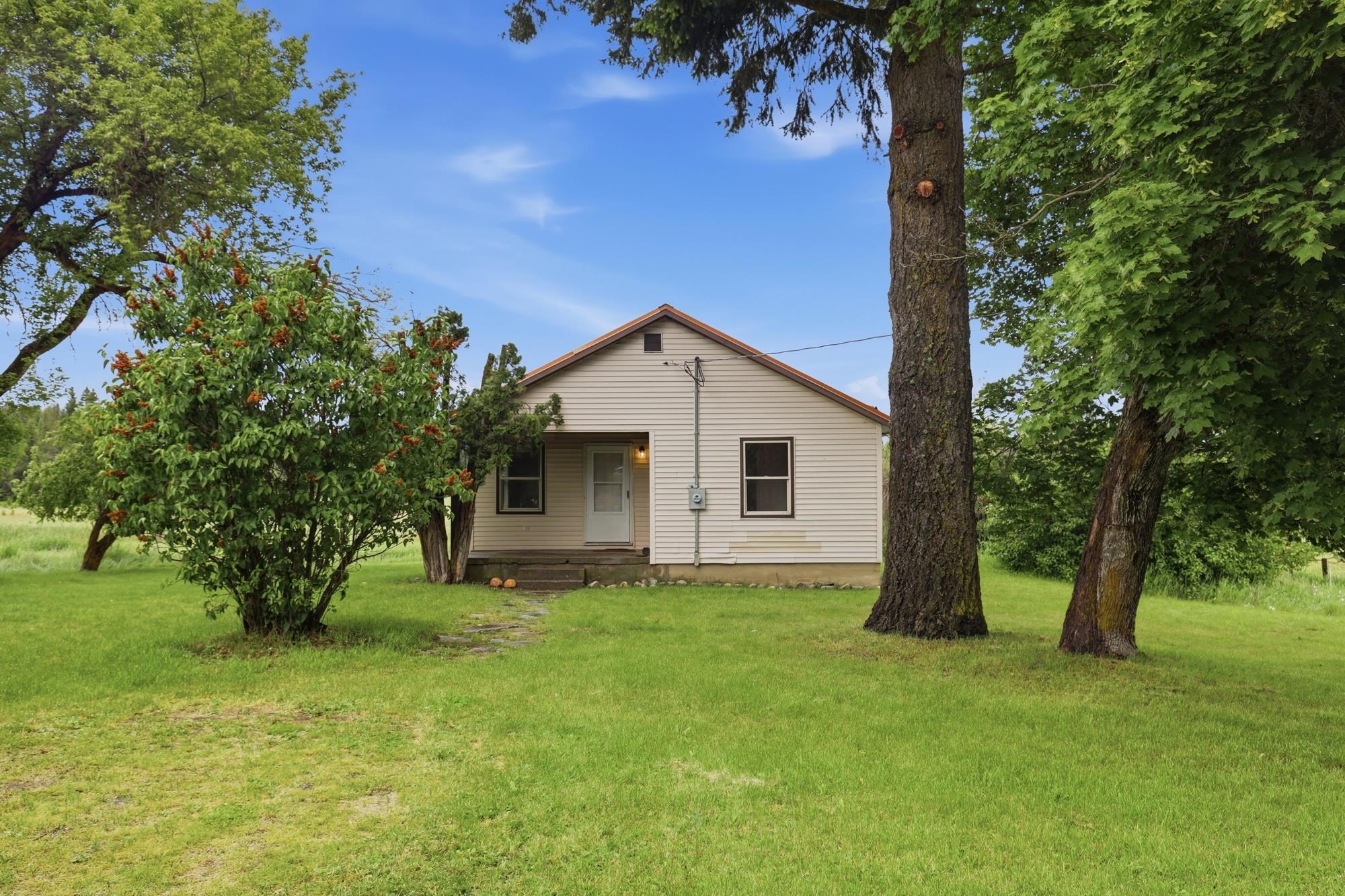 320871 Highway 2 - Photo 4