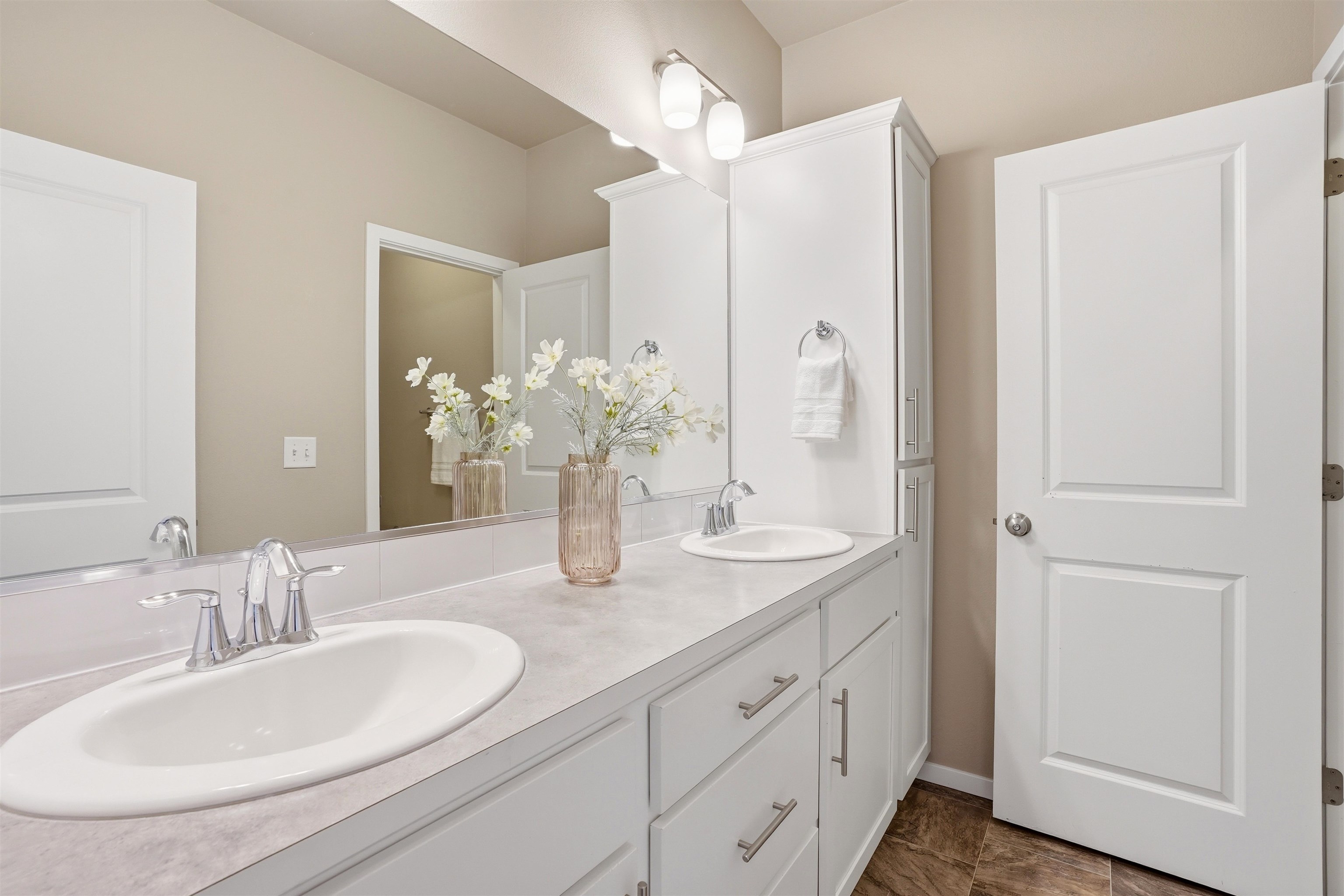 2411 W Bridge Ave - Photo 26