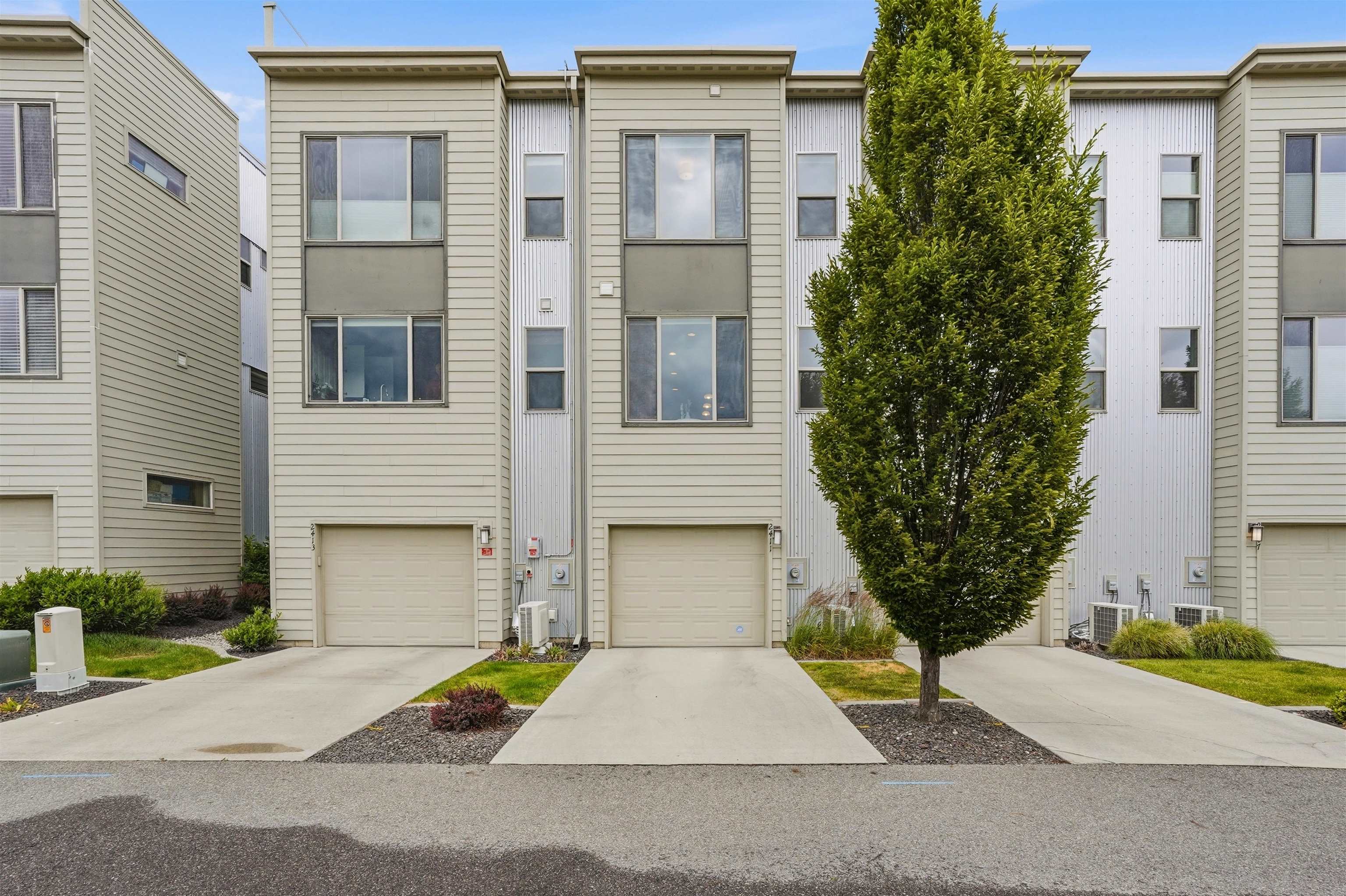 2411 W Bridge Ave - Photo 35