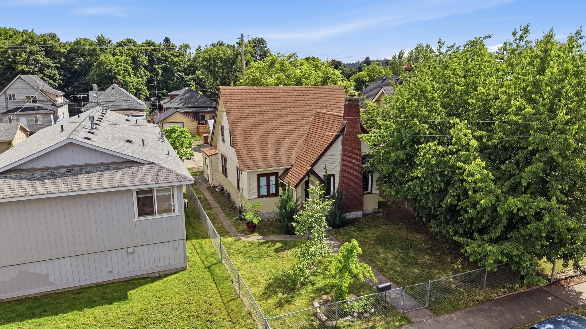 2321 W Boone Ave - Photo 4