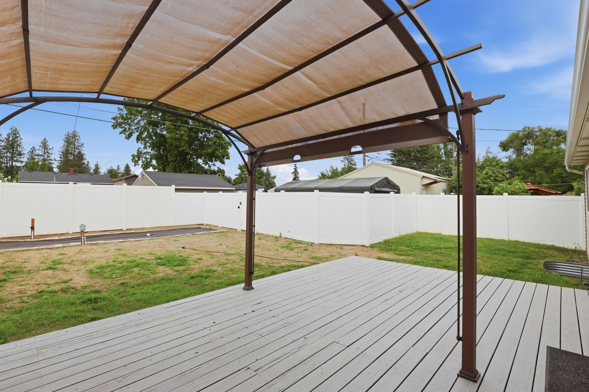 1224 W Rowan Ave - Photo 23
