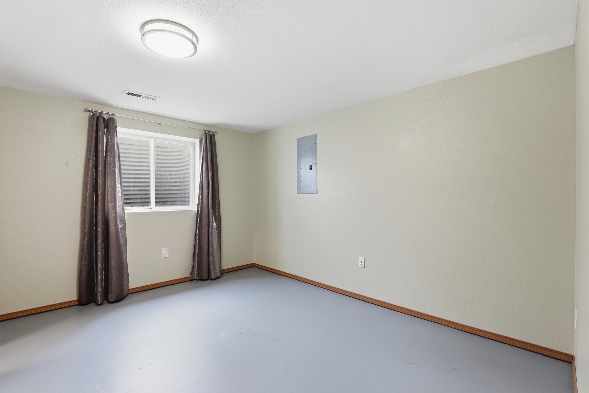 1224 W Rowan Ave - Photo 20