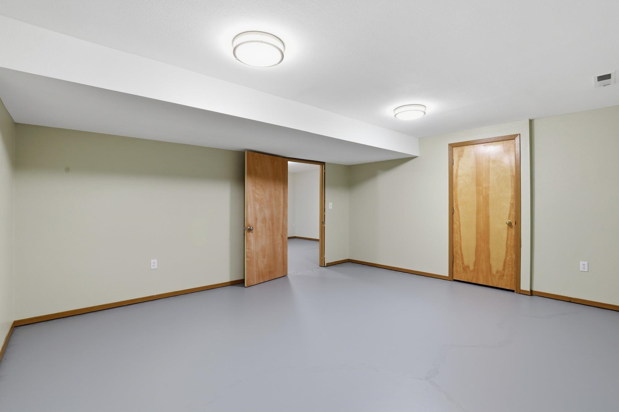 1224 W Rowan Ave - Photo 19