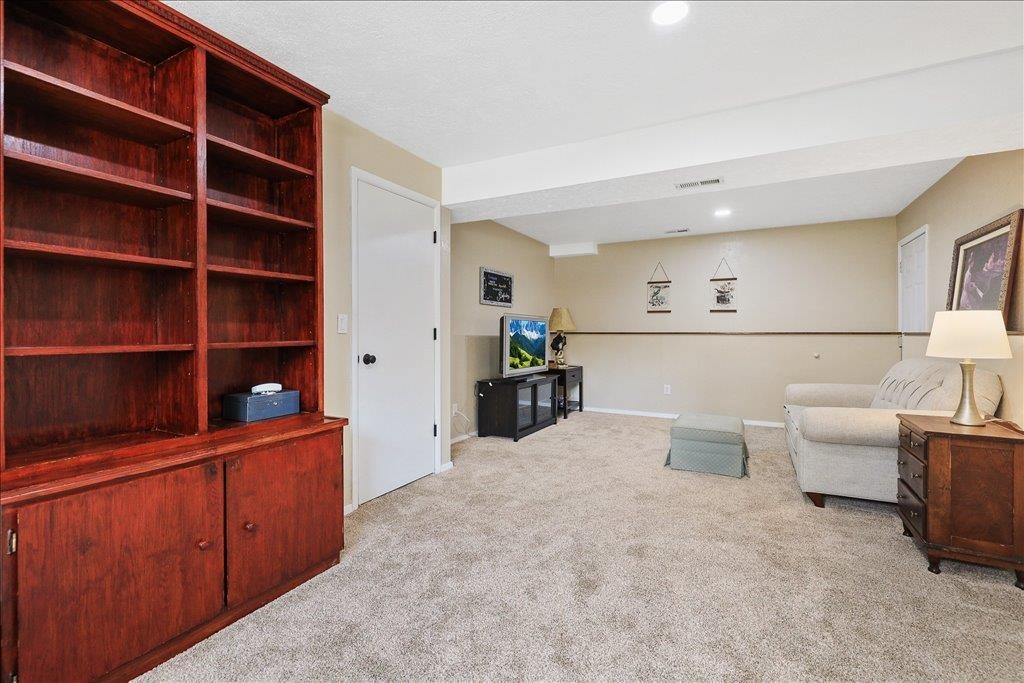 1207 N Margaret Ave - Photo 19