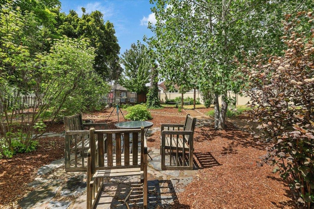 1207 N Margaret Ave - Photo 28