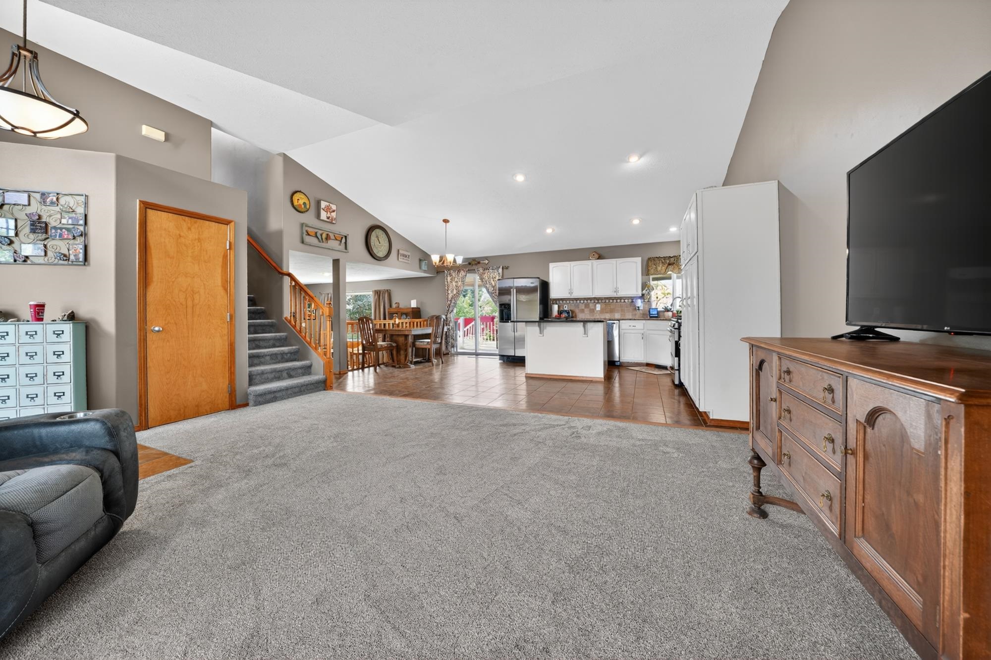 18520 E 9th Ct - Photo 3