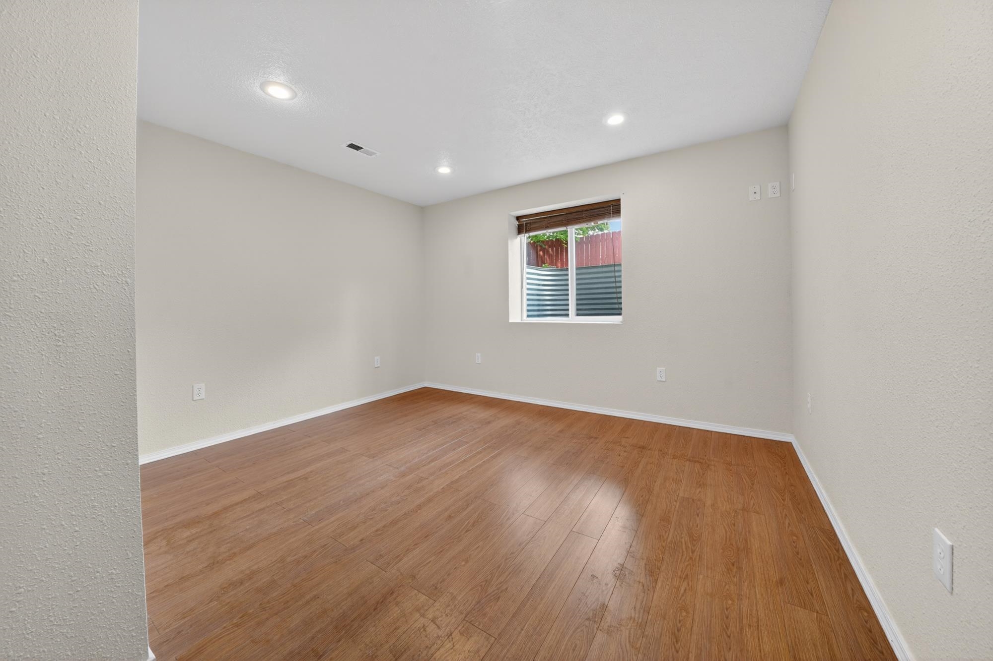 18520 E 9th Ct - Photo 40