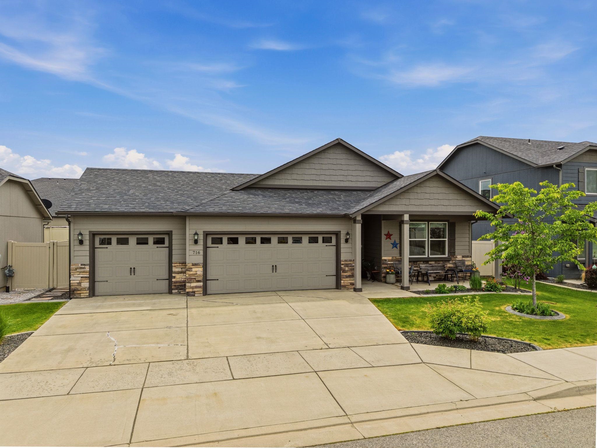 716 Osprey Dr - Photo 3