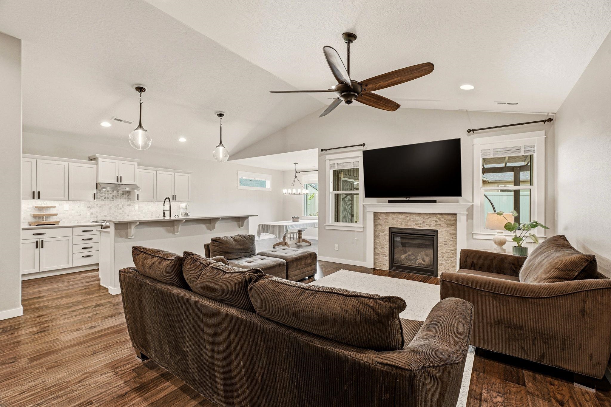 716 Osprey Dr - Photo 7