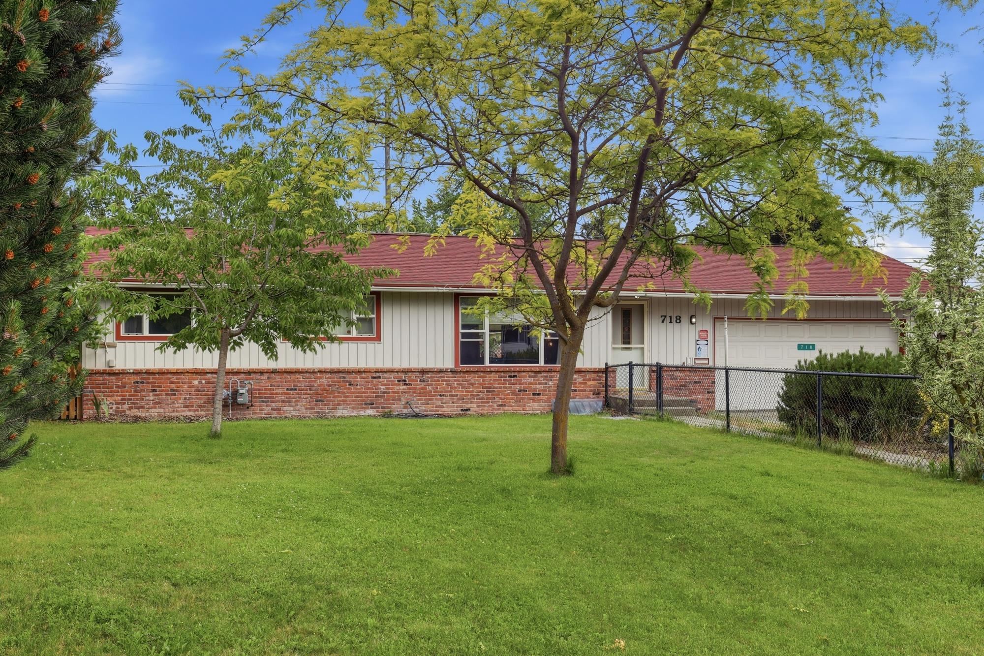 718 E Dalke Ave - Photo 2