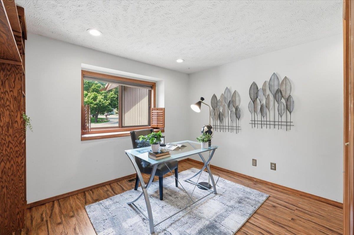 3819 S Alder Dr - Photo 10