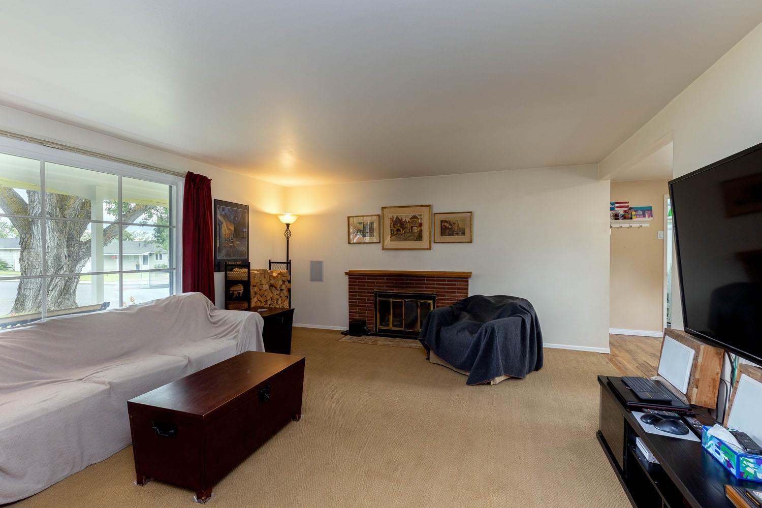 2430 W Bruce Ave - Photo 5