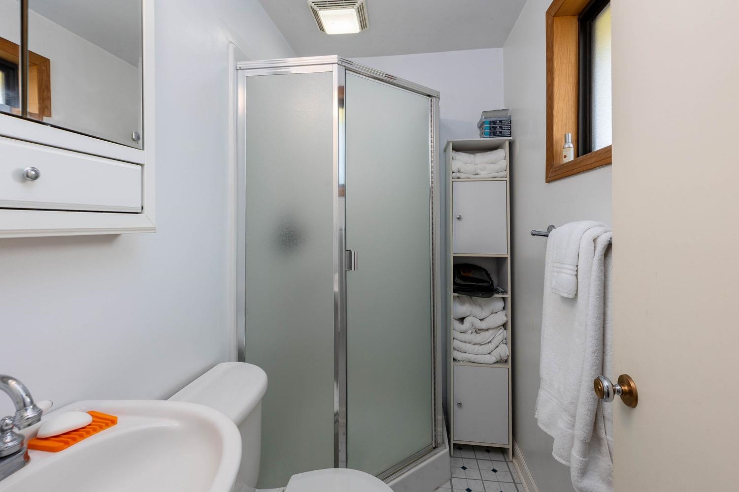 2430 W Bruce Ave - Photo 19