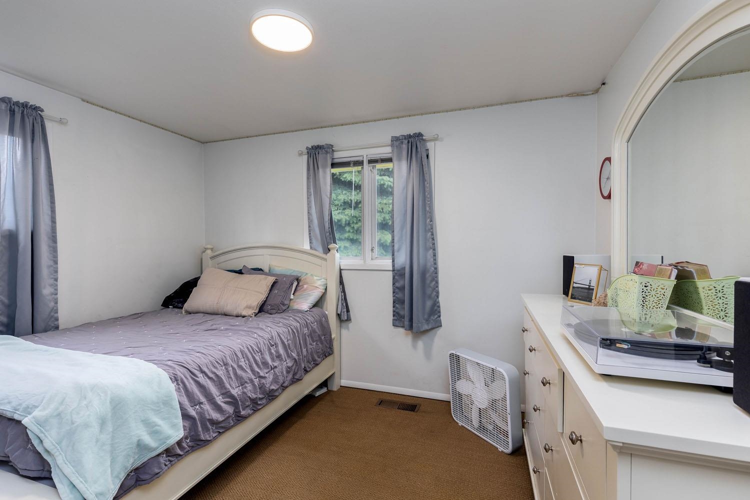 2430 W Bruce Ave - Photo 20